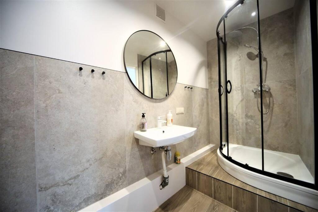 Two Bedroom / Old Town With Private Terrace Ryga Zewnętrze zdjęcie